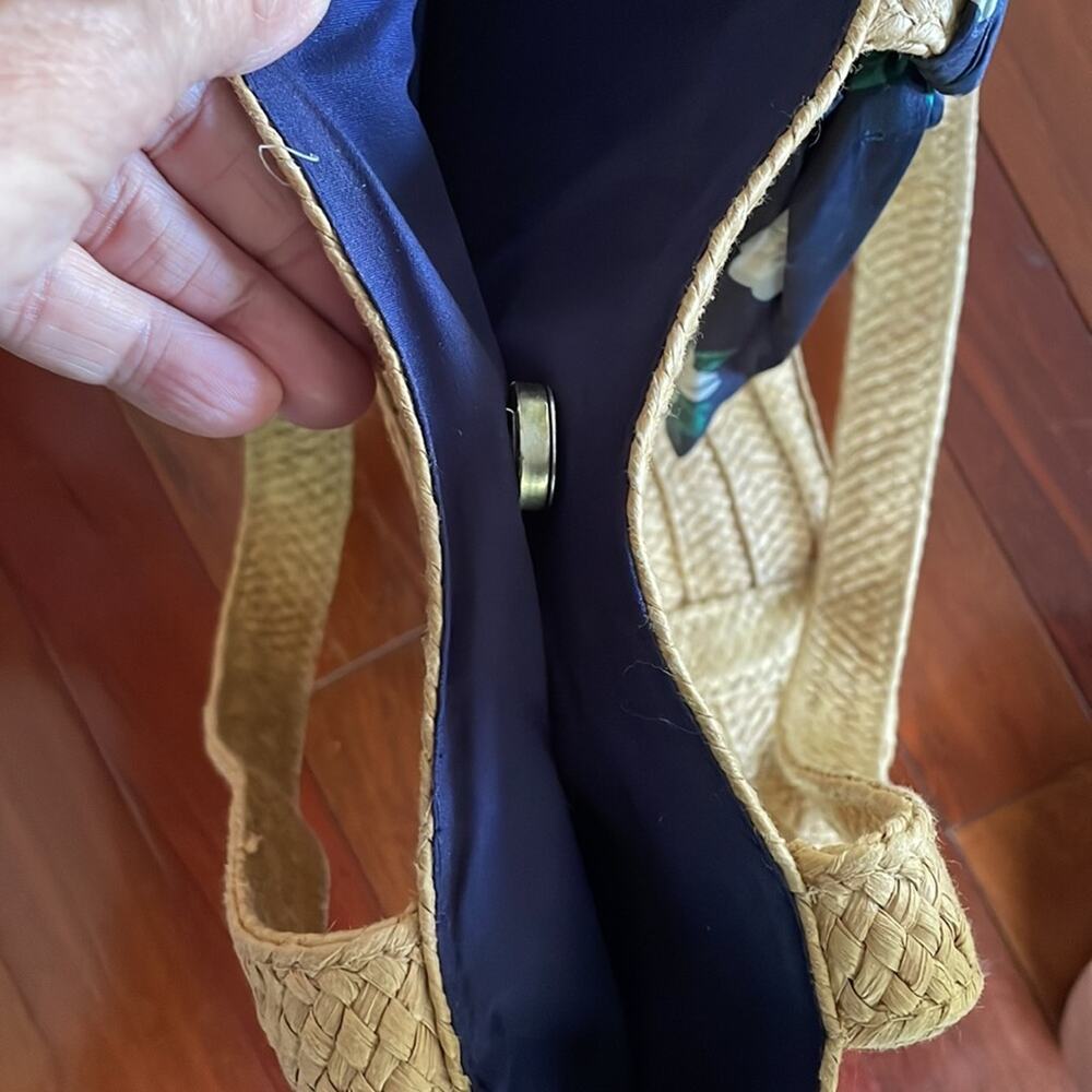 Draper James Straw Tote Bag Blue Silk Scarf Preppy Summer Coastal Nautical Vaca - Picture 3 of 7